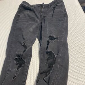 High wasted  ripped jeans